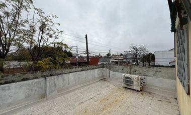 PH cuatro ambientes a la venta en Sarandi apto credito