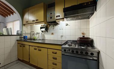 PH cuatro ambientes a la venta en Sarandi apto credito