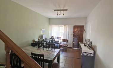 VENTA DÚPLEX 3 AMBIENTES EN OLIVOS
