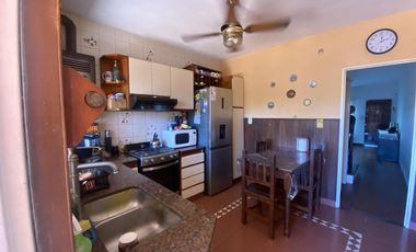 VENTA DÚPLEX 3 AMBIENTES EN OLIVOS