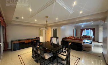 Importante casa en venta en Saint Thomas Sur 4 dormitorios   Escritorio y dependencias