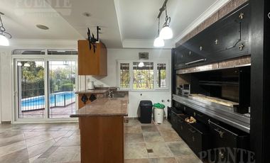 Importante casa en venta en Saint Thomas Sur 4 dormitorios   Escritorio y dependencias