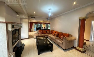 Importante casa en venta en Saint Thomas Sur 4 dormitorios   Escritorio y dependencias
