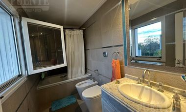 Importante casa en venta en Saint Thomas Sur 4 dormitorios   Escritorio y dependencias