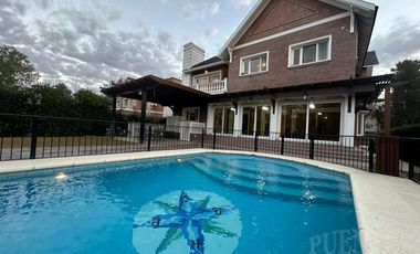 Importante casa en venta en Saint Thomas Sur 4 dormitorios   Escritorio y dependencias