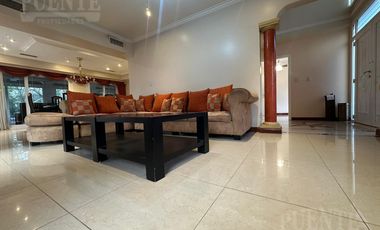 Importante casa en venta en Saint Thomas Sur 4 dormitorios   Escritorio y dependencias