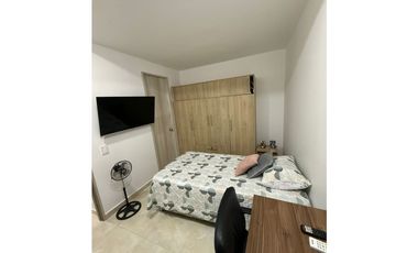 SE VENDE O ARRIENDA APTO EN EL BARRIO LA CASTELLANA