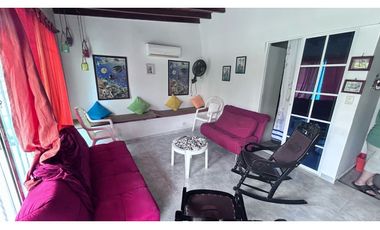 Casa hostal cerca al mar en conjunto cerrado rodadero sur 005