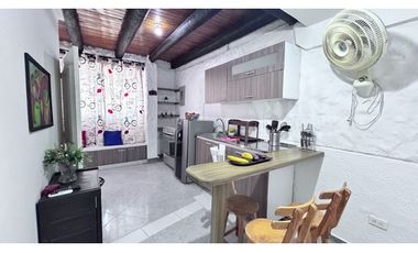 Casa hostal cerca al mar en conjunto cerrado rodadero sur 005