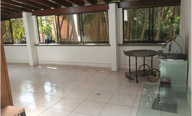 VENTA DE APARAMENTO EN EL POBLADO- SANTA MARIA DE LOS ANGELES 