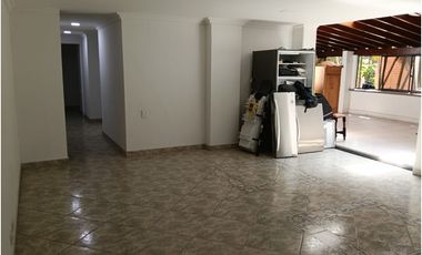 VENTA DE APARAMENTO EN EL POBLADO- SANTA MARIA DE LOS ANGELES 