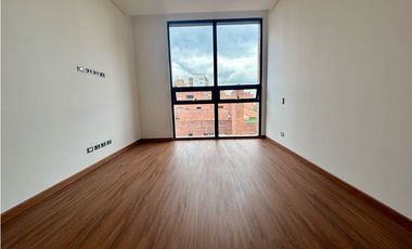 ARRIENDO EAPARTAMENTO ESTRENAR VISTA  243m2   PISO ALTO LA CABRERA
