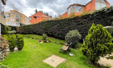 Venta apto en Torreladera con jardín (Cerros de Suba)