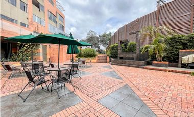 Venta apto en Torreladera con jardín (Cerros de Suba)