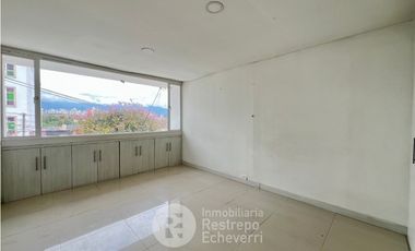 Casa Comercial en Arriendo, barrio Arboleda, Manizales