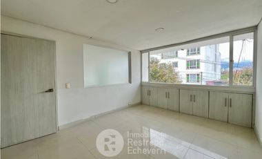 Casa Comercial en Arriendo, barrio Arboleda, Manizales