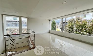 Casa Comercial en Arriendo, barrio Arboleda, Manizales