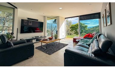 Casa campestre para la venta en Copacabana, Bello