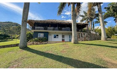 Casa campestre para la venta en Copacabana, Bello