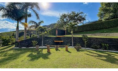 Casa campestre para la venta en Copacabana, Bello