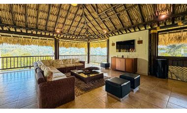 Casa campestre para la venta en Copacabana, Bello