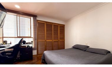 Apartamento para la venta en El Poblado, cerca al CC Santafé, piso 4