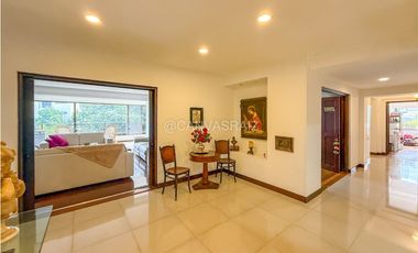 Venta de Apartamento en el Poblado