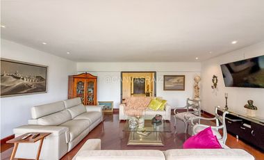 Venta de Apartamento en el Poblado