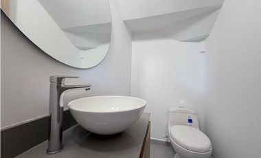 CASA UNIFAMILIAR PARA LA VENTA EN RIONEGRO (UNIDAD ABIERTA) 264410
