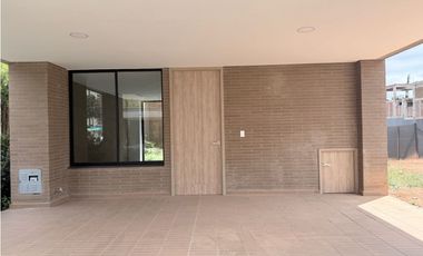 CASA UNIFAMILIAR PARA LA VENTA EN RIONEGRO (UNIDAD ABIERTA) 264410