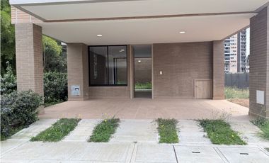 CASA UNIFAMILIAR PARA LA VENTA EN RIONEGRO (UNIDAD ABIERTA) 264410