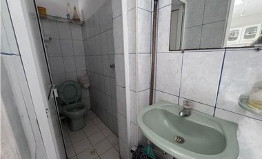 SE ARRIENDA HERMOSA CASA COMERCIAL EN SAN FRANCISCO