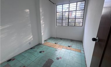 SE ARRIENDA HERMOSA CASA COMERCIAL EN SAN FRANCISCO
