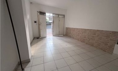 SE ARRIENDA HERMOSA CASA COMERCIAL EN SAN FRANCISCO