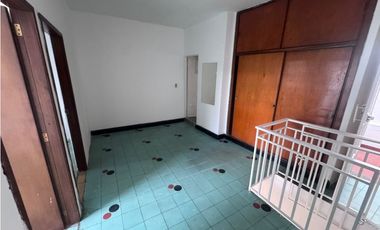SE ARRIENDA HERMOSA CASA COMERCIAL EN SAN FRANCISCO