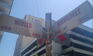 Venta Estacionamiento pleno centro Santiago