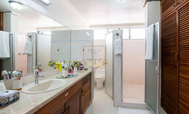 Venta de casa esquinera de 570,93 mts en Villa Lilla/ San Francisco