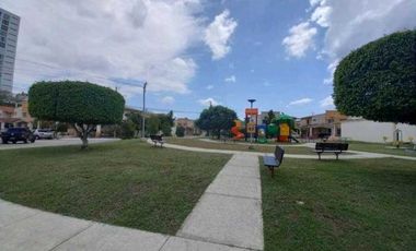 ALQUILER CASA VILLA LUCRE PASEO REAL DEN + CBE AMPLIO PATIO VV