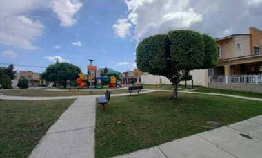 ALQUILER CASA VILLA LUCRE PASEO REAL DEN + CBE AMPLIO PATIO VV