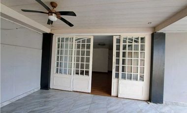 ALQUILER CASA VILLA LUCRE PASEO REAL DEN + CBE AMPLIO PATIO VV