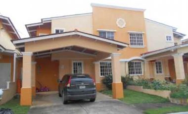 ALQUILER CASA VILLA LUCRE PASEO REAL DEN + CBE AMPLIO PATIO VV