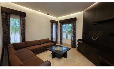 Casa de lujo en venta en Costa del Este | 850 m² con piscina