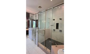 Casa de lujo en venta en Costa del Este | 850 m² con piscina