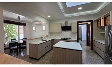 Casa de lujo en venta en Costa del Este | 850 m² con piscina