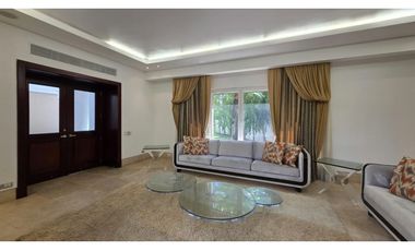 Casa de lujo en venta en Costa del Este | 850 m² con piscina