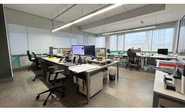 OFICINA EN ALQUILER - PH Gran Plaza