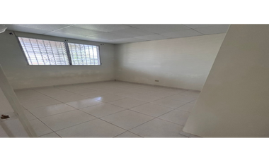 SE VENDE CASA EN Colinas del Sol