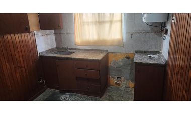 Arturo Illia 4219, 1º piso, entre Guatemala y Centenera. San Justo