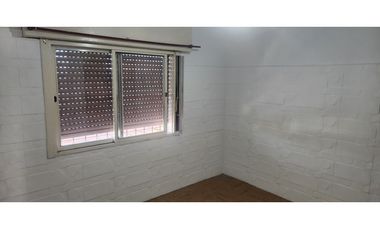 Arturo Illia 4219, 1º piso, entre Guatemala y Centenera. San Justo