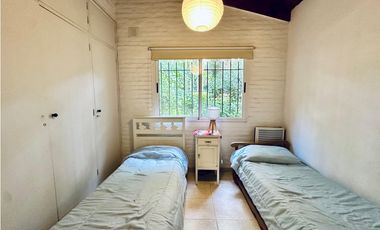 PINAMAR -  CASA EL HORMIGUERO UBICADA A 300 MTS DEL MAR